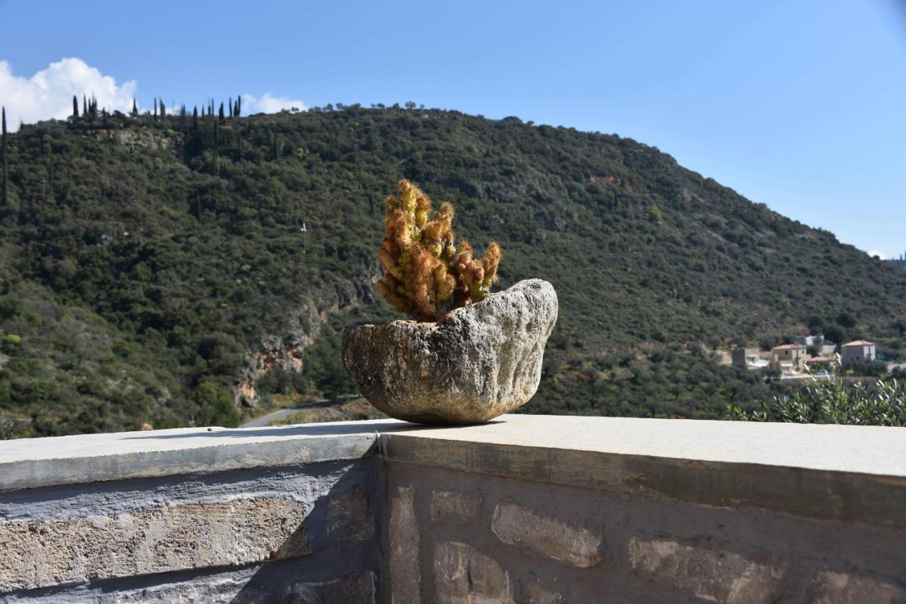 Athina'S Stone House In Kardamyli Villa Kültér fotó