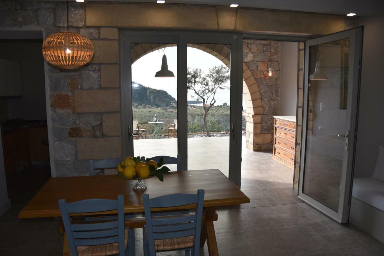 Athina'S Stone House In Kardamyli Villa Kültér fotó